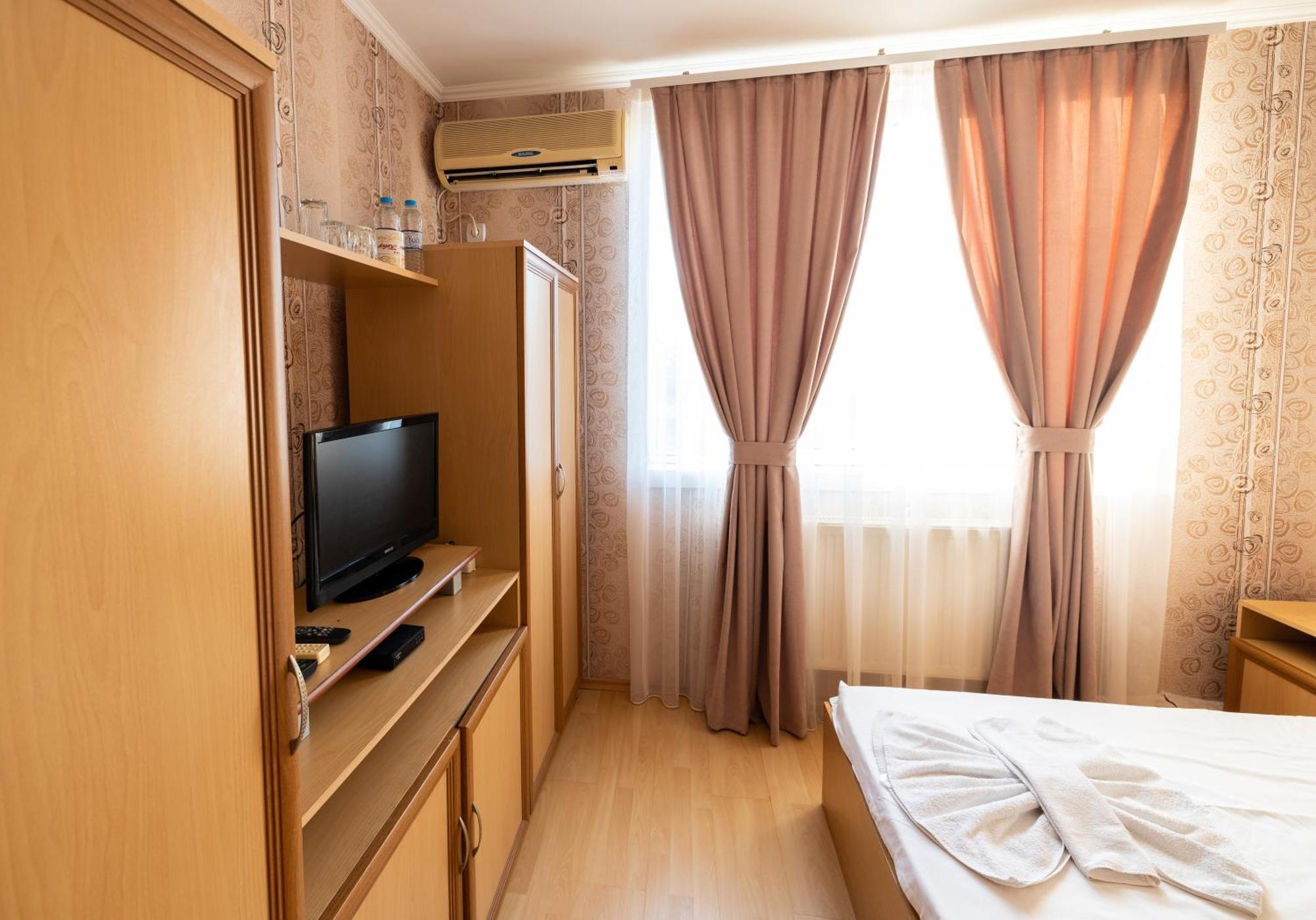 Hotel Kibor Gulubovo  Exteriér fotografie