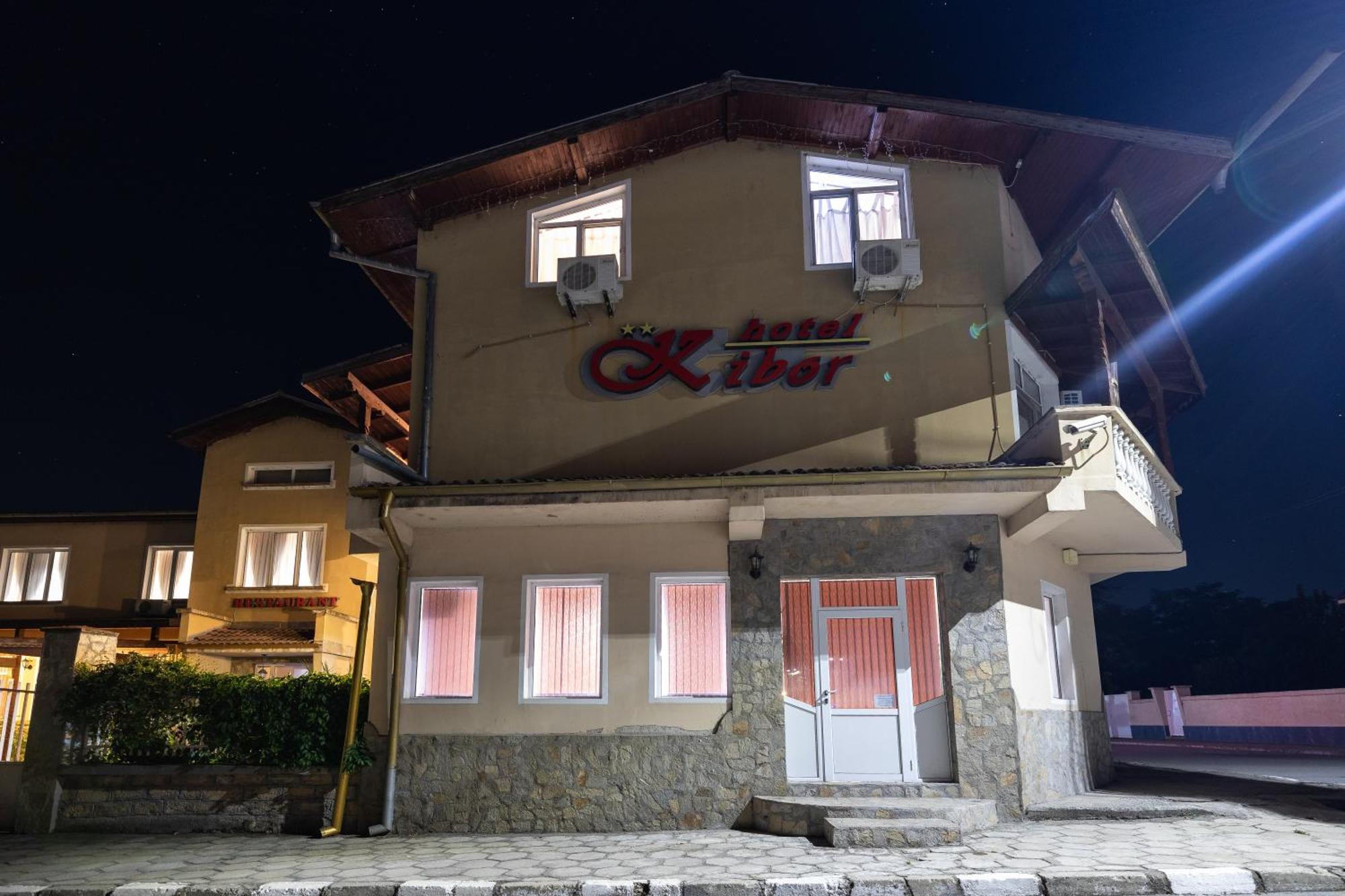 Hotel Kibor Gulubovo  Exteriér fotografie