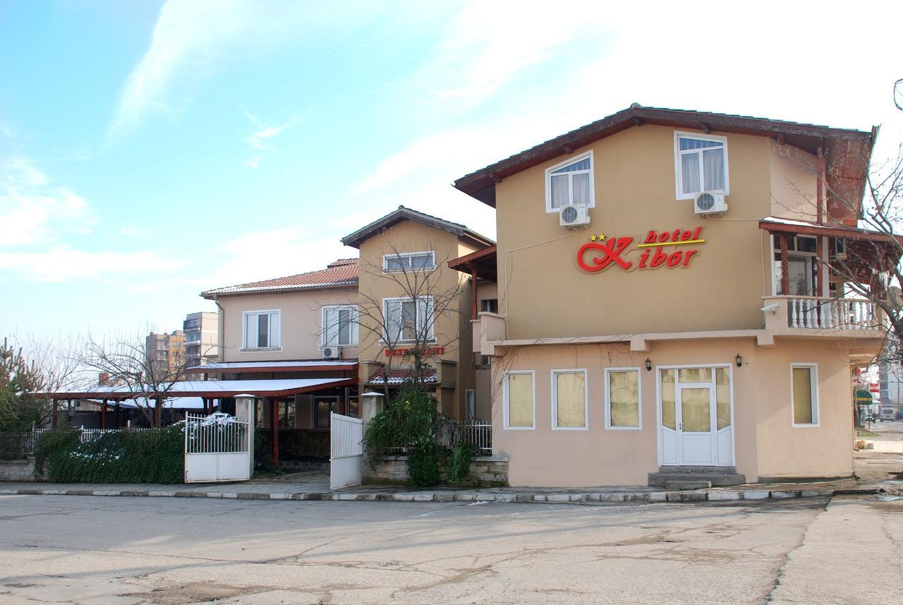 Hotel Kibor Gulubovo  Exteriér fotografie